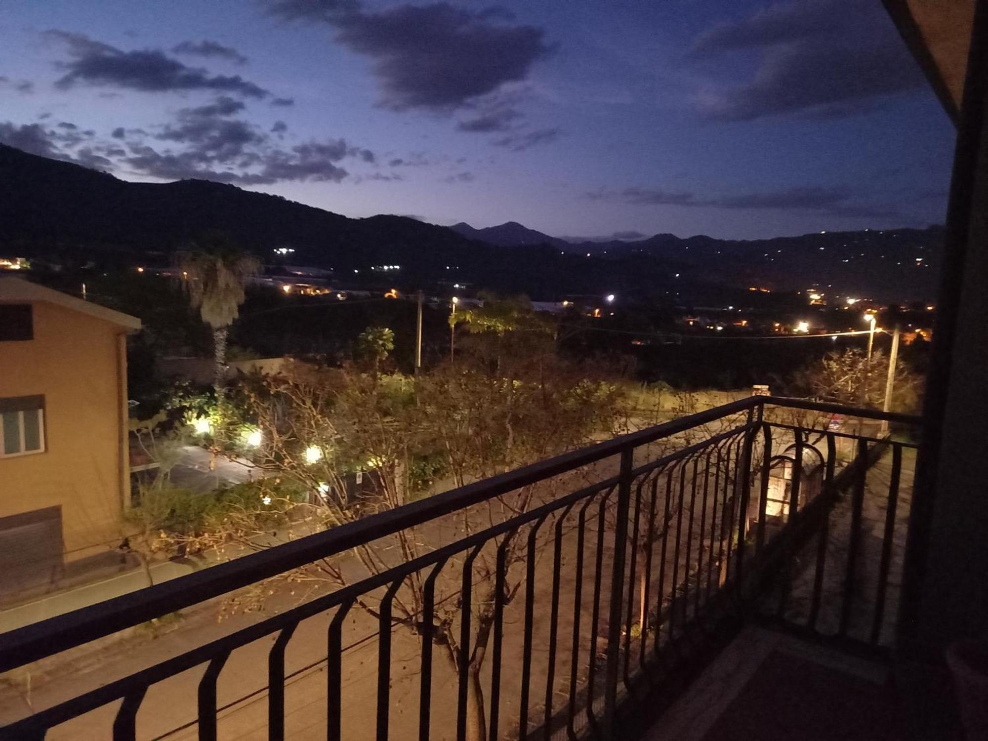 Appartamento Casa Giada Fiumefreddo di Sicilia Esterno foto